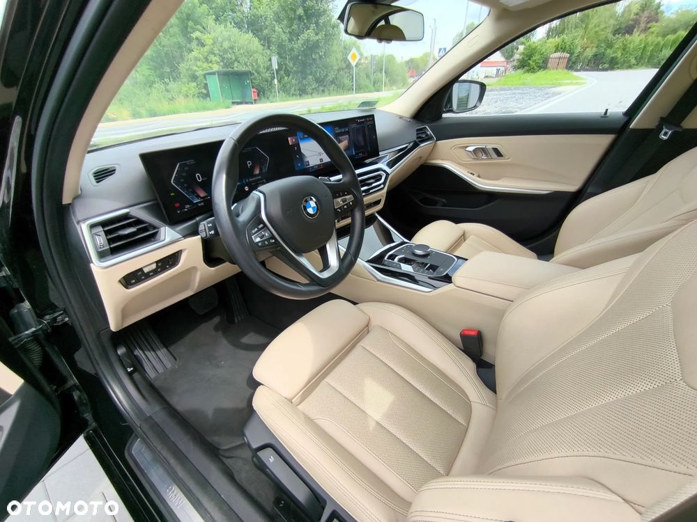BMW Seria 3 320i - 15