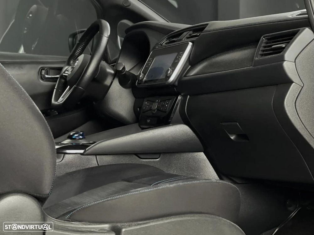 Nissan Leaf - 5