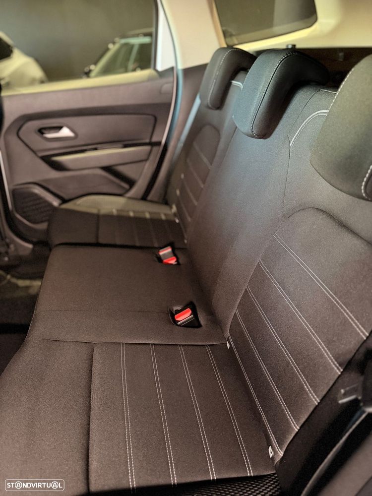 Dacia Duster 1.0 TCe Journey - 38