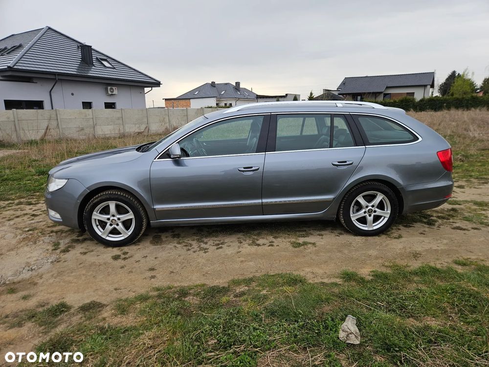 Skoda Superb 2.0 TDI DSG Elegance - 2