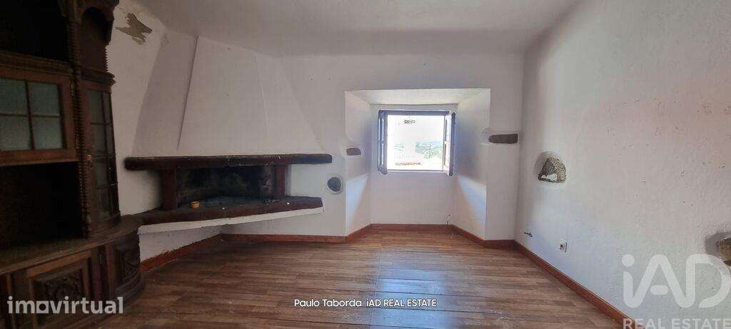 Moradia em banda T2 em Santa Maria da Devesa de 60 m2 - Grande imagem: 3/11
