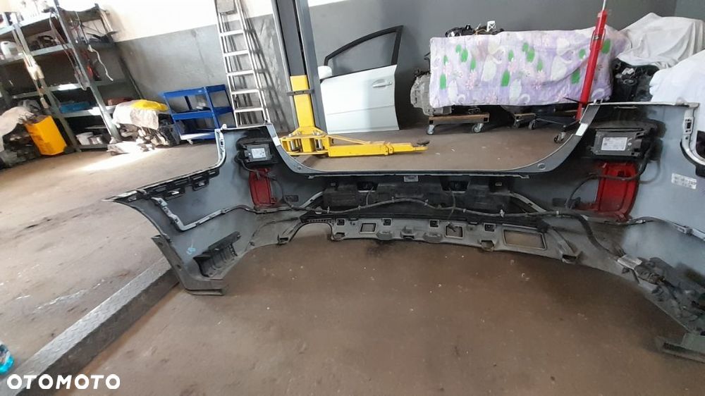 Kia Sorento klapa tył zderzak tył - 1