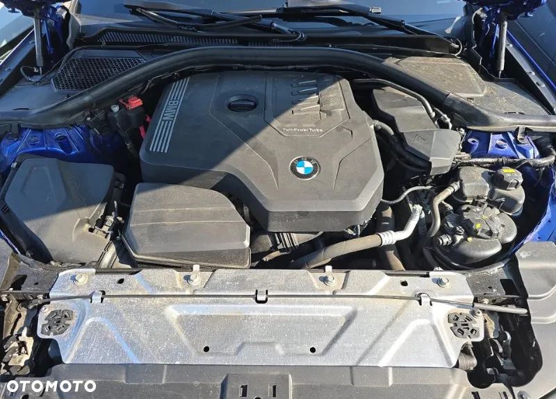 BMW Seria 3 330i xDrive M Sport - 13