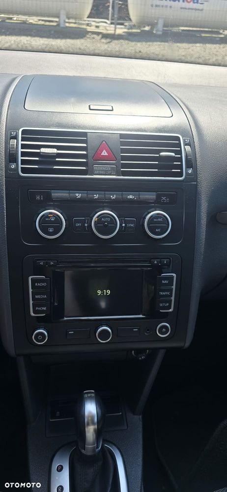 Volkswagen Touran 1.6 TDI DPF DSG Trendline - 17