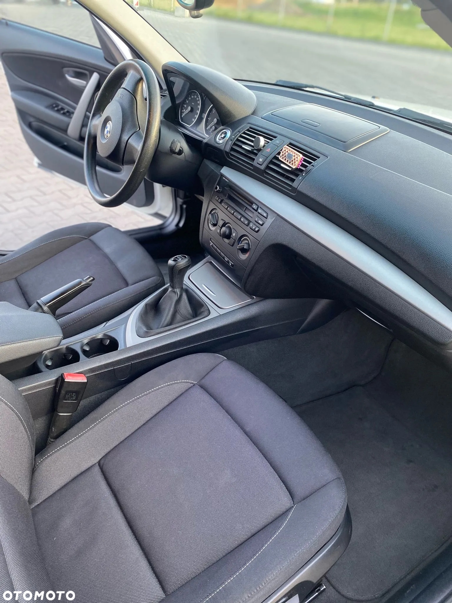 BMW Seria 1 116i - 12