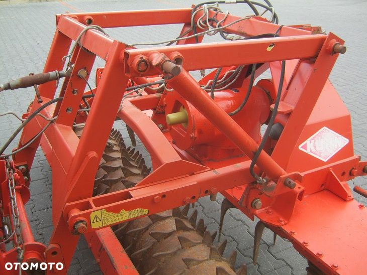 Kuhn HRB 303D + Integra 3003 GII - 9
