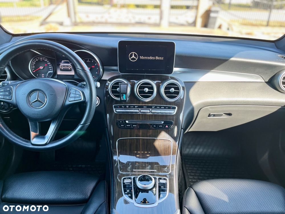 Mercedes-Benz GLC 300 4Matic 9G-TRONIC - 17
