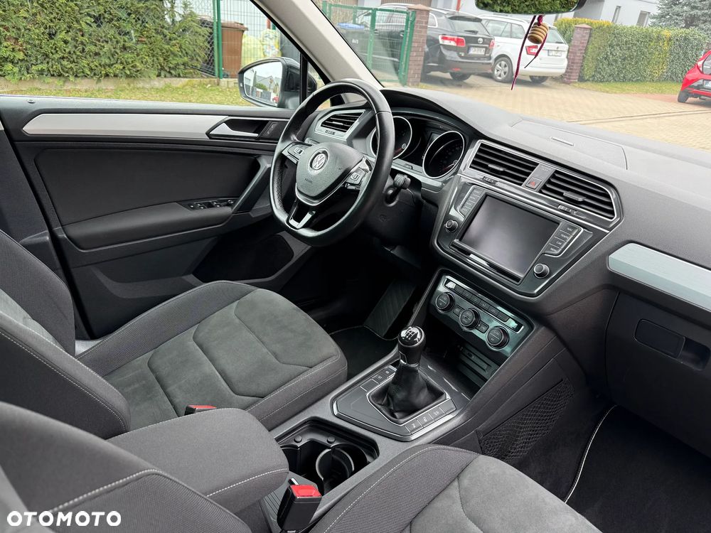 Volkswagen Tiguan - 26