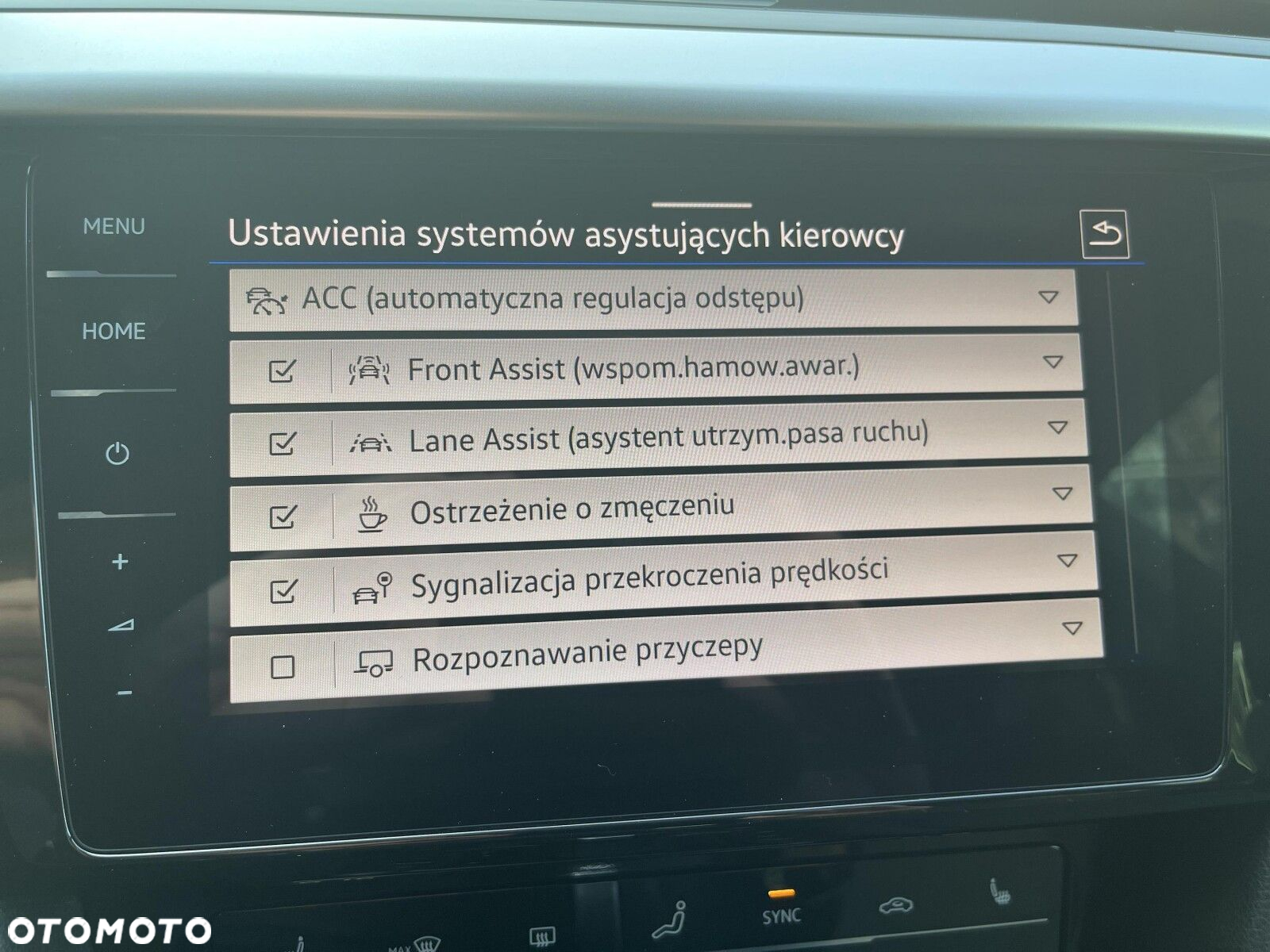 Volkswagen Arteon 2.0 TSI R-Line DSG - 25