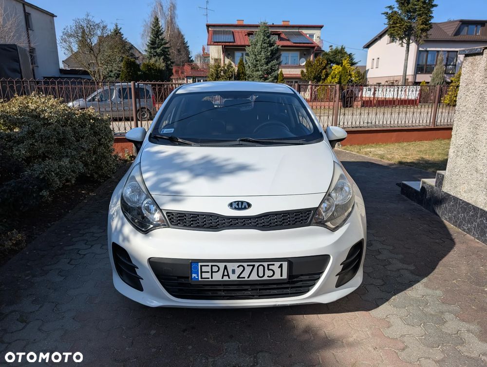 Kia Rio - 7