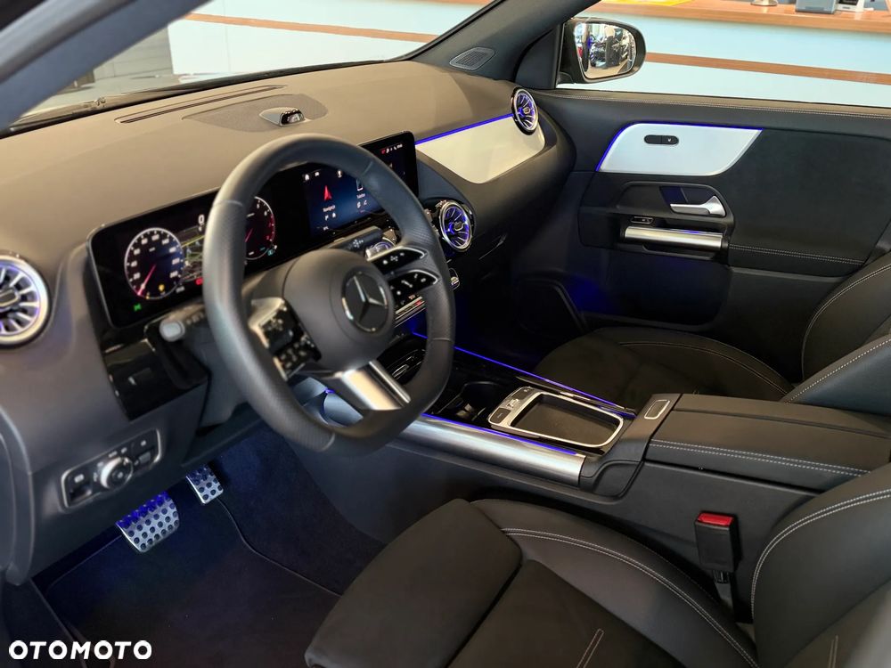 Mercedes-Benz GLA 200 mHEV AMG Line 7G-DCT - 13