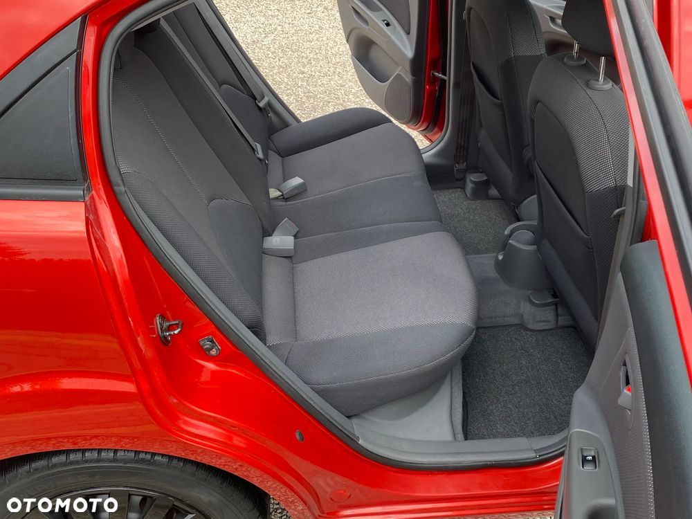 Kia Rio 1.6 Spirit - 29