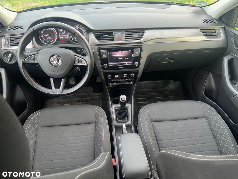 Skoda RAPID - 16