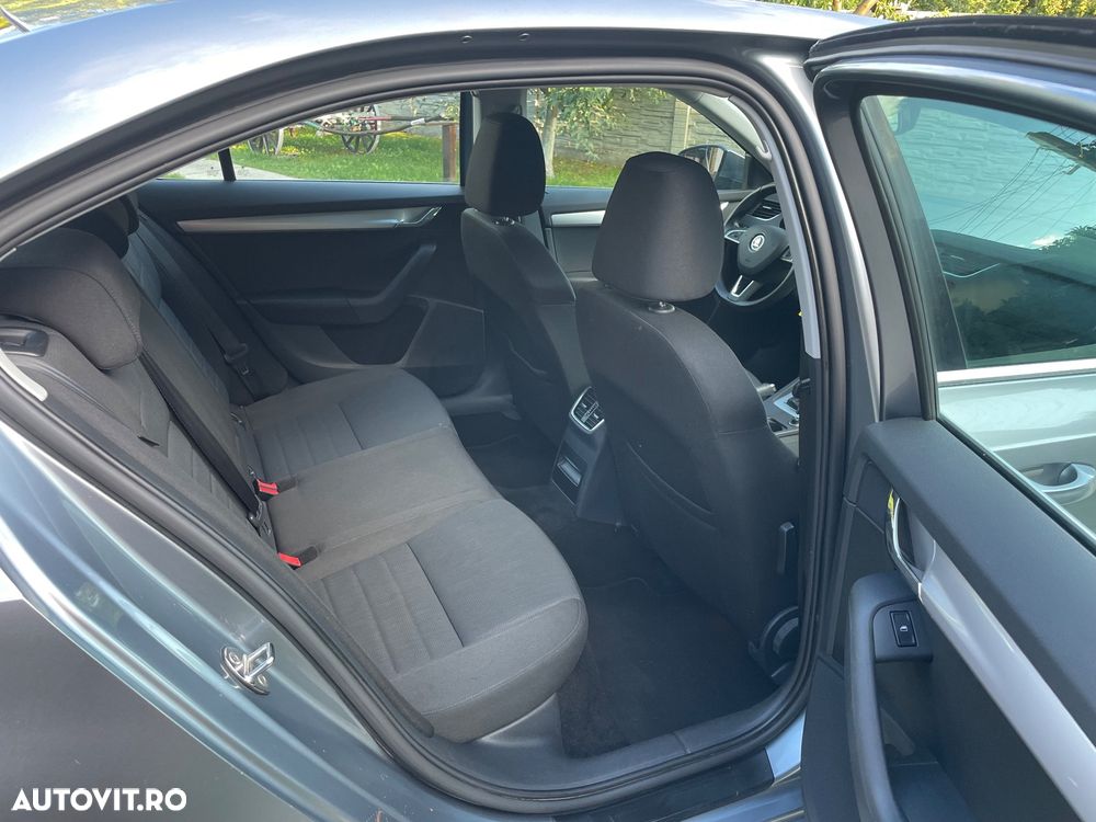 Skoda Octavia - 16