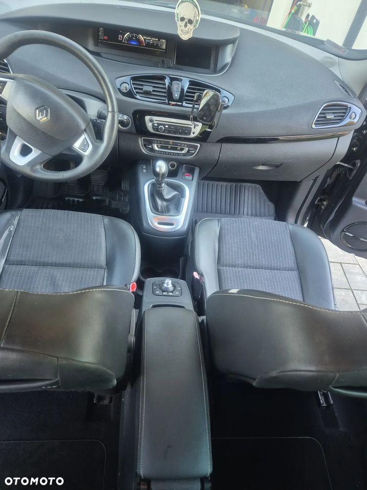 Renault Scenic 1.6 dCi Energy Bose Edition S&S - 5