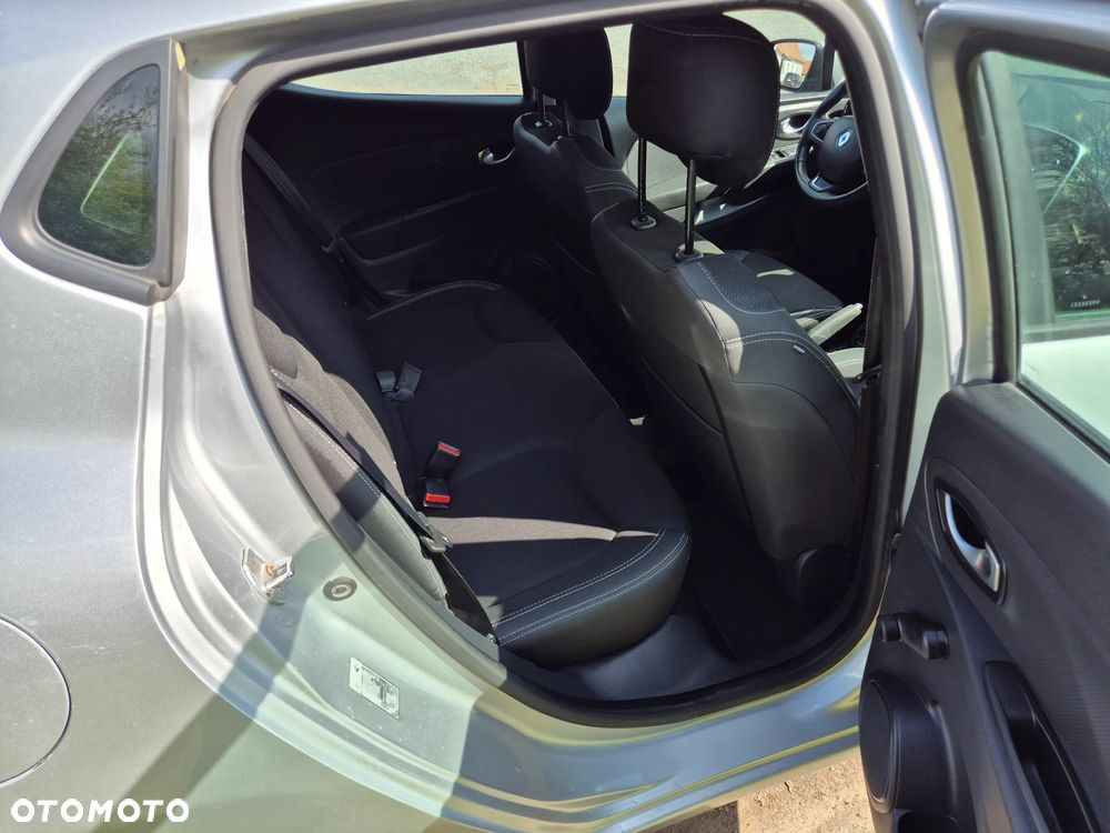 Renault Clio 1.5 dCi 75 Expression - 20
