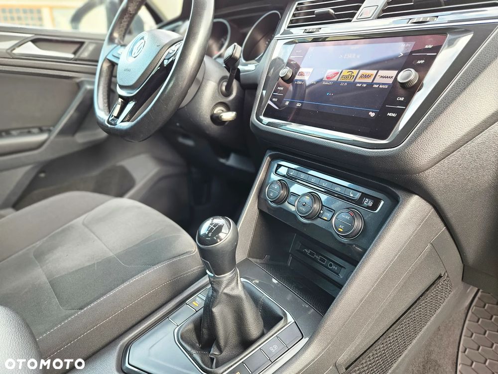 Volkswagen Tiguan 2.0 TDI BMT SCR Trendline - 32