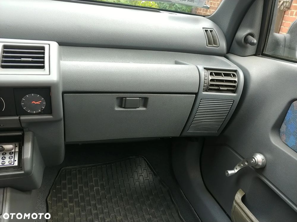 Renault Clio 1.2 RN - 9