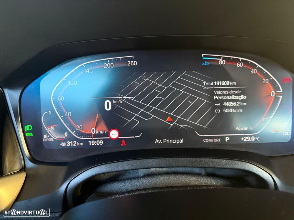 BMW 320 d Auto - 22