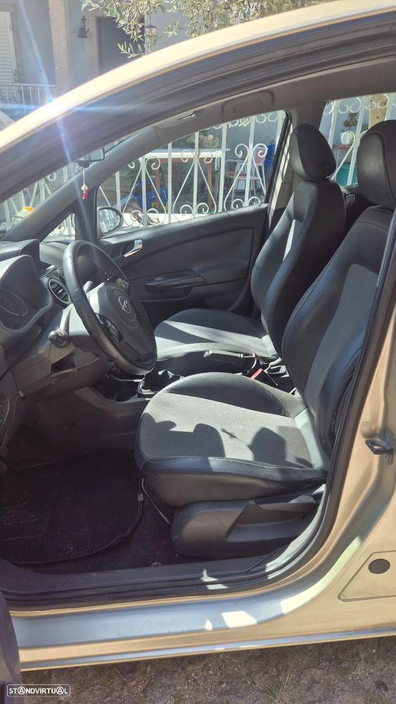 Opel Corsa 1.2 Cosmo - 6