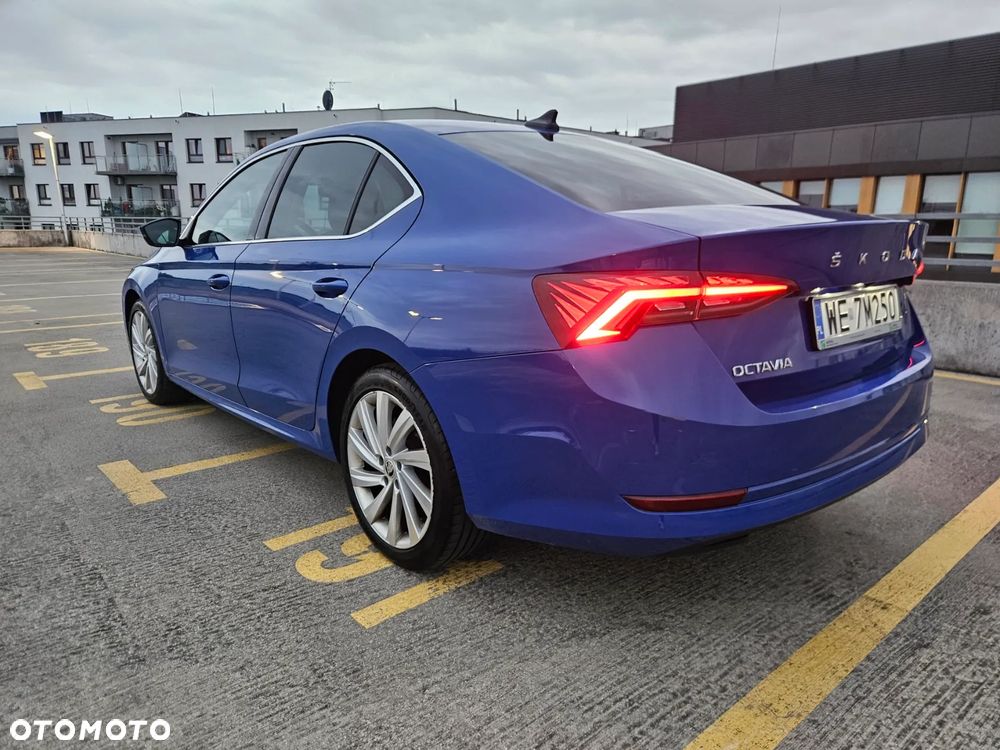 Skoda Octavia 2.0 TDI Style DSG - 3