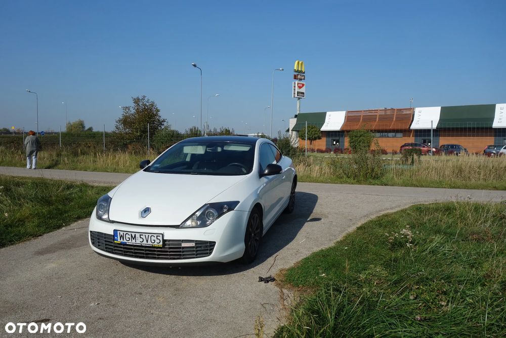 Renault Laguna 2010 photo 3