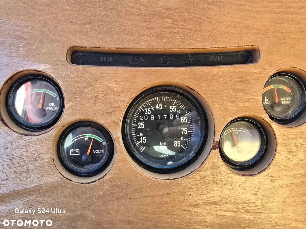 Chevrolet GULF STREAM 2000 OSKOSH WINNEBAGO KAMPER USA XXL DIESEL Cummins 5.9 - 29