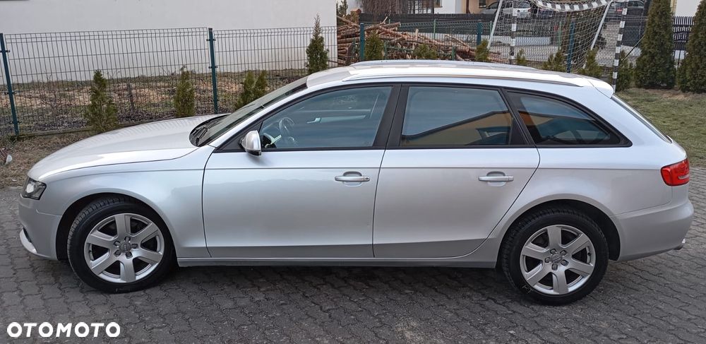 Audi A4 Avant - 12