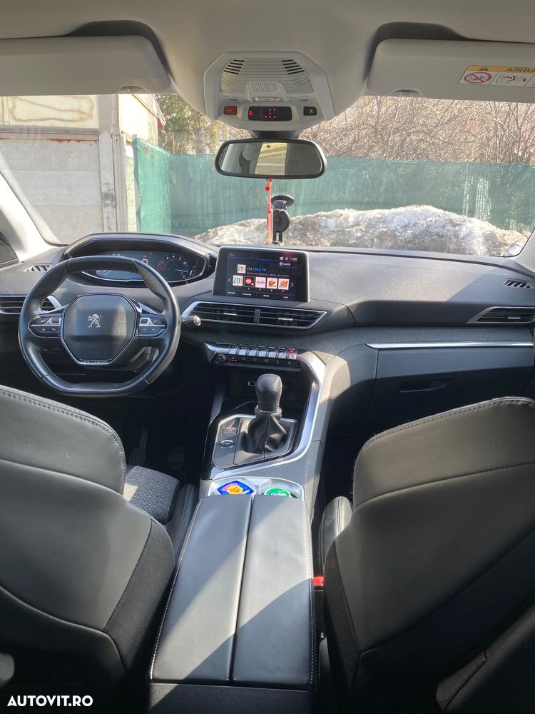 Peugeot 5008 - 15