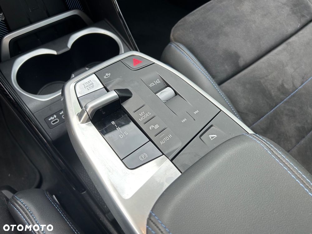 BMW X1 - 26