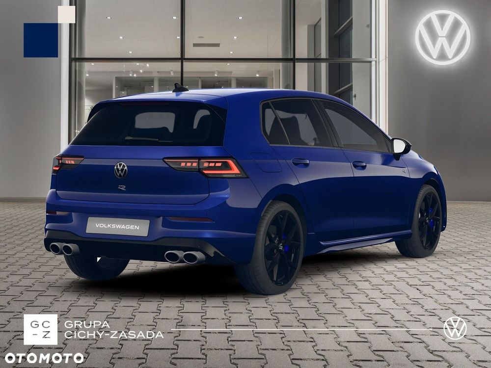 Volkswagen Golf - 6