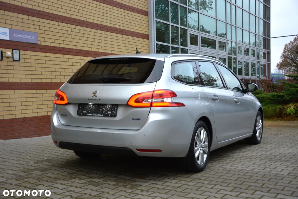 Peugeot 308 BlueHDi FAP 120 EAT6 Stop&Start Allure - 4