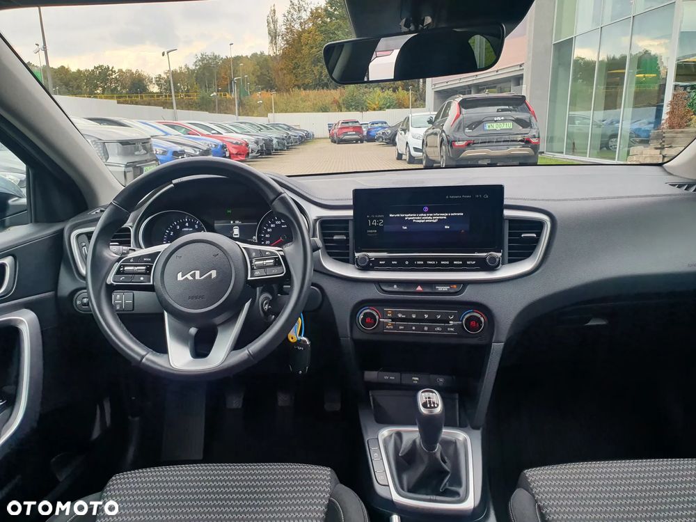 Kia Ceed 1.5 T-GDI M - 29