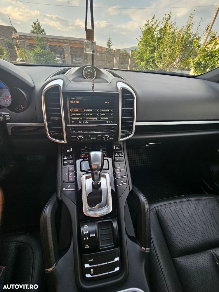Porsche Cayenne 3.0TD TipTronic - 10