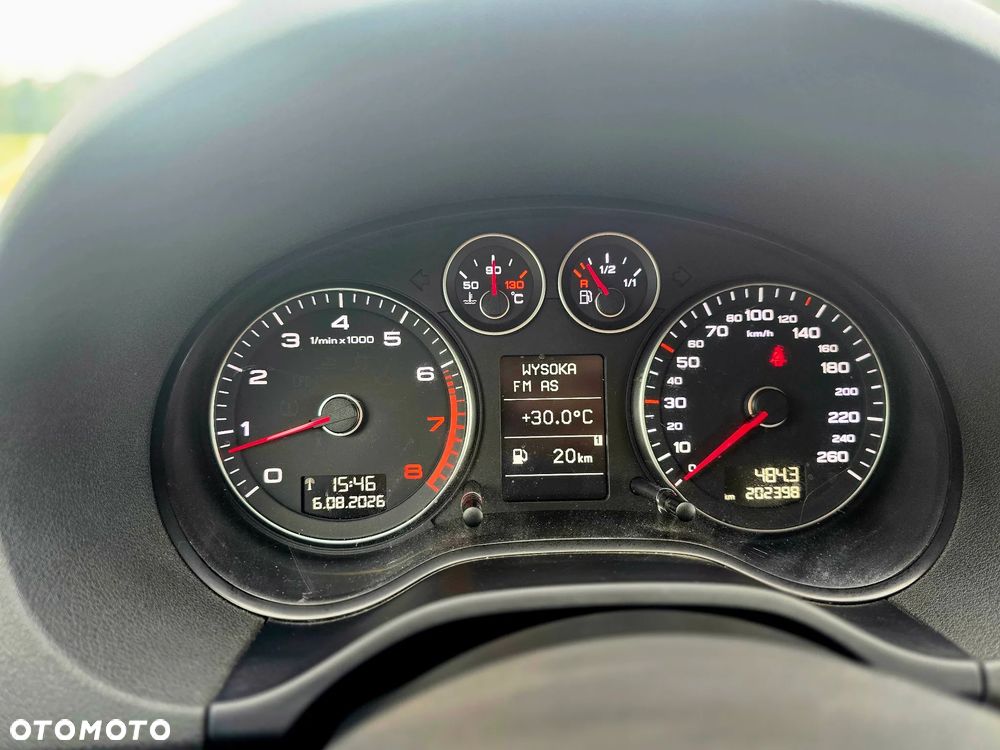 Audi A3 3-drzwiowe 1.4 TFSI Ambition - 9