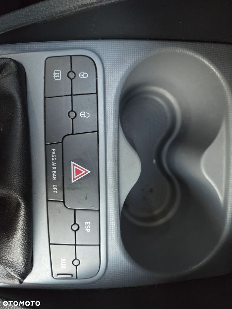 Seat Ibiza 1.4 16V Reference - 20