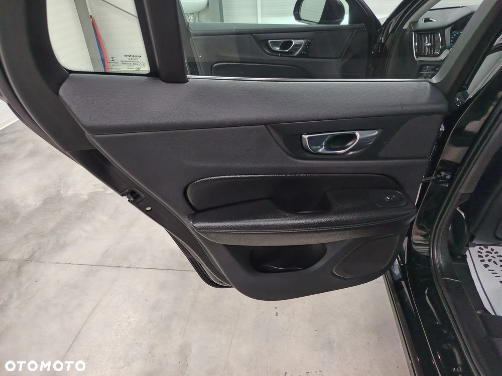 Volvo V60 B4 B Geartronic Inscription - 23