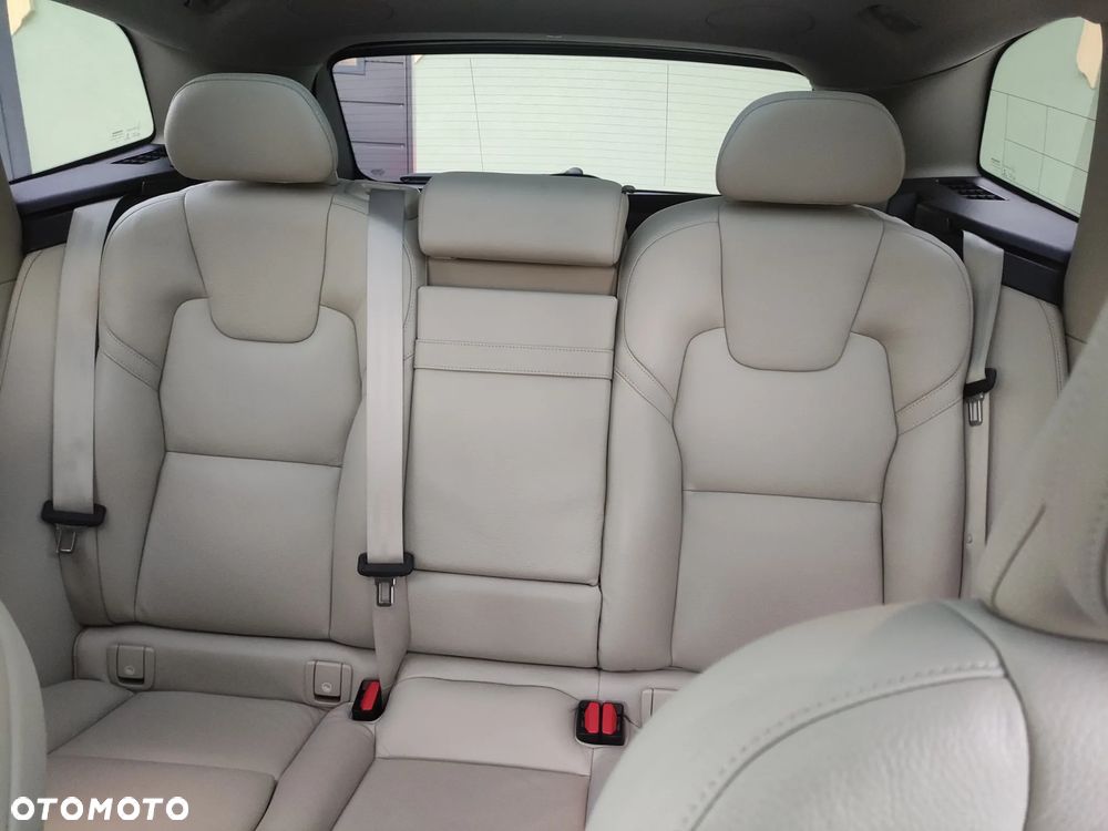 Volvo XC 60 - 12