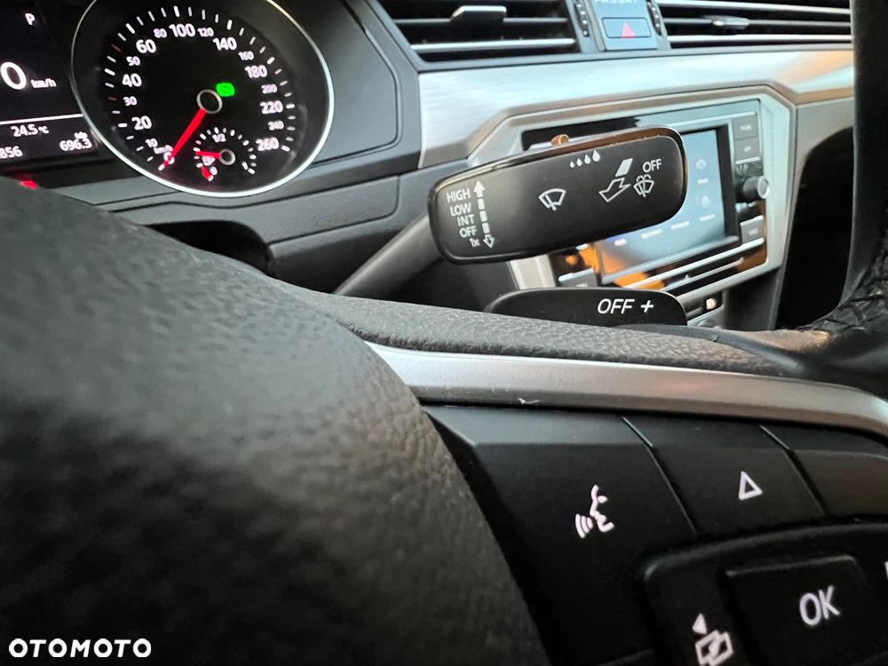 Volkswagen Passat 1.5 TSI EVO Essence DSG - 29