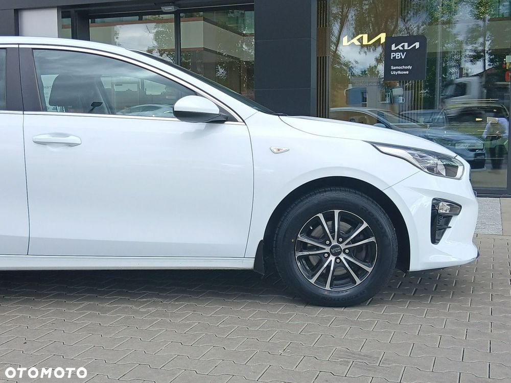 Kia Ceed 1.4 T-GDI M - 12