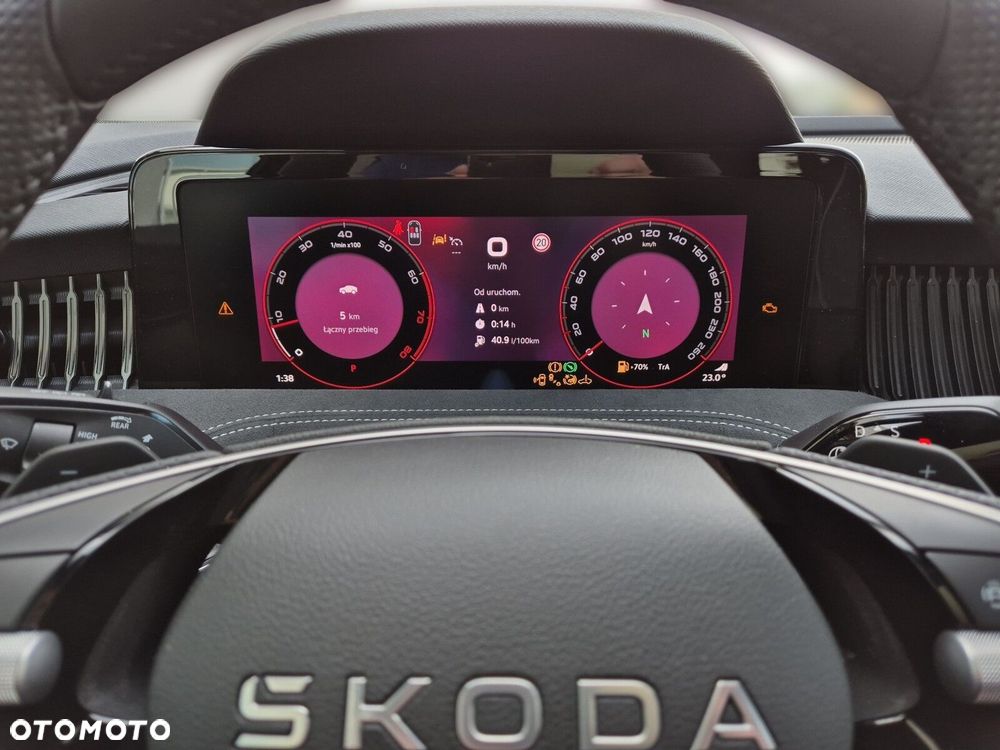 Skoda Superb 2.0 TSI Sportline DSG - 27