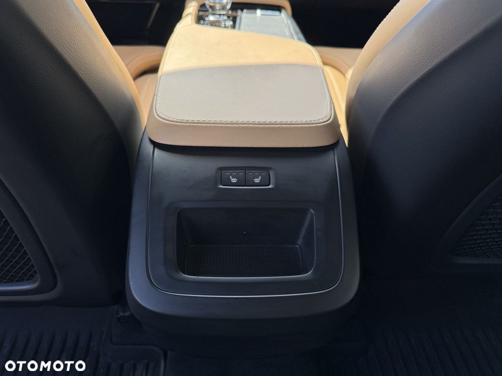Volvo XC 90 - 28