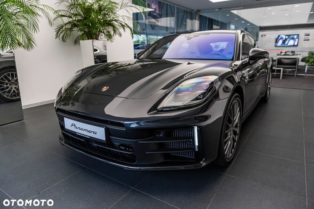 Porsche Panamera 4 - 15