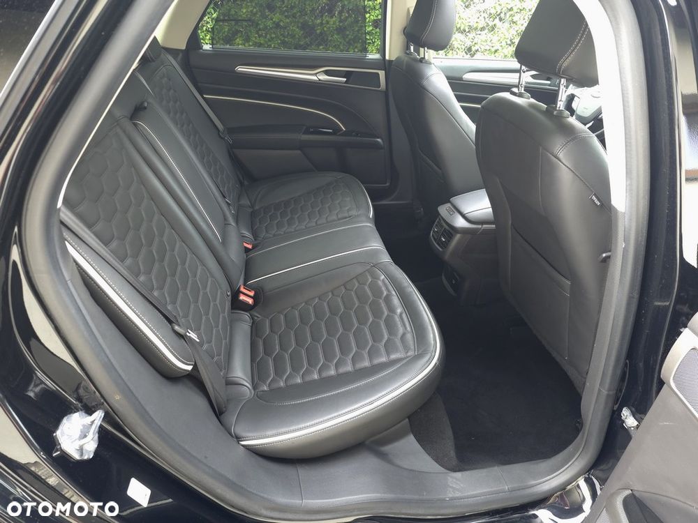 Ford Mondeo - 9