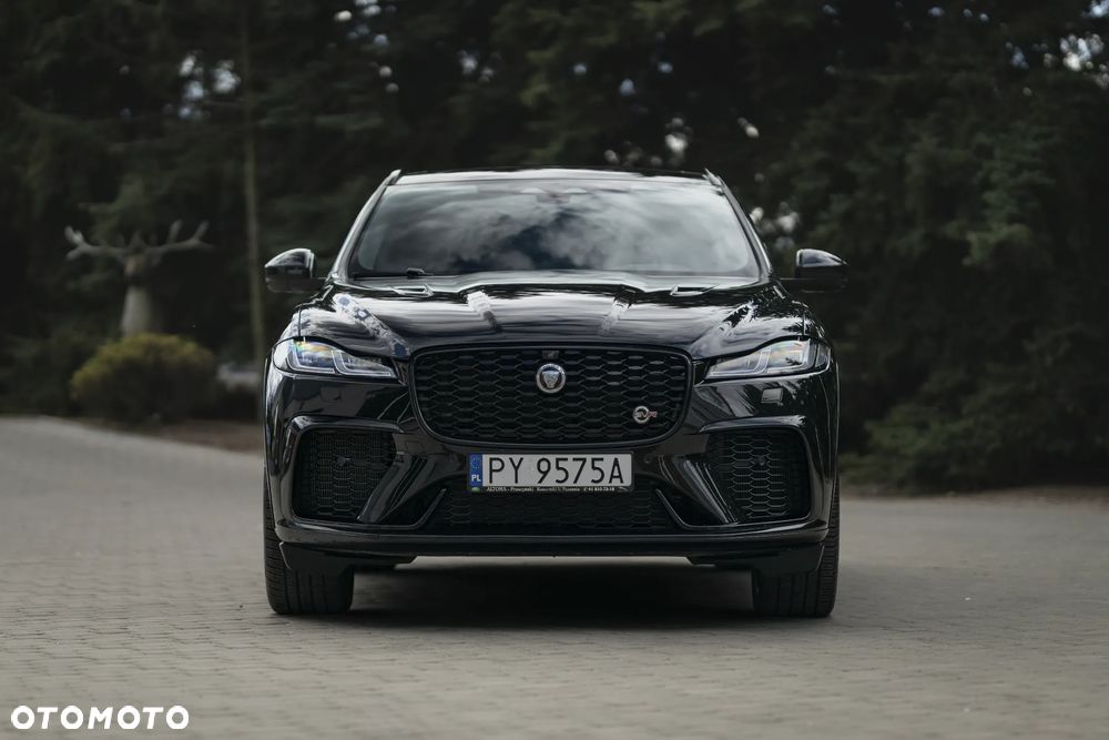 Jaguar F-Pace P550 AWD SVR - 5