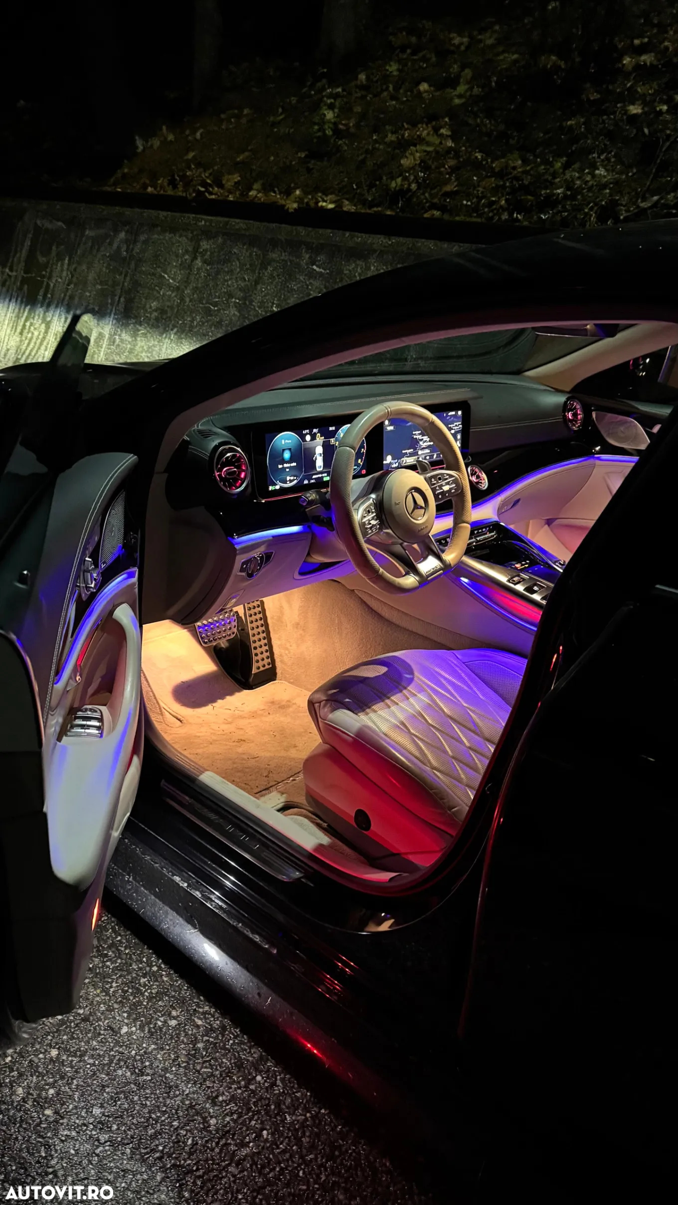 Mercedes-Benz AMG GT 43 4MATIC+ - 3