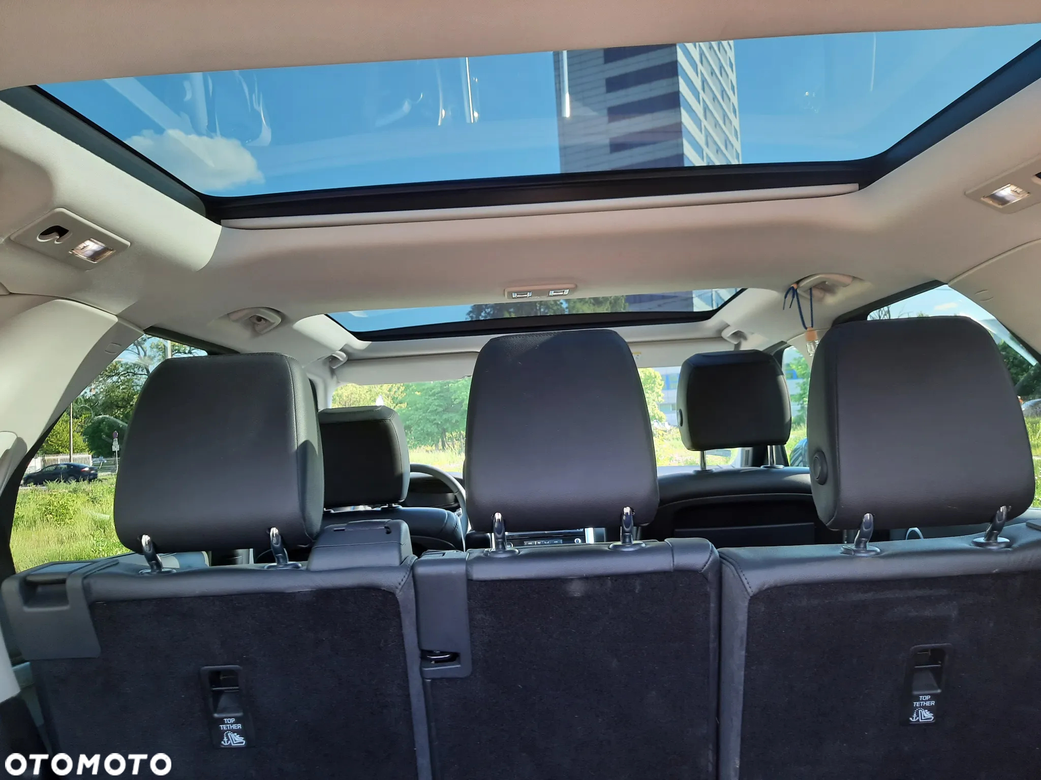 Land Rover Discovery V 3.0 SDV6 HSE - 10