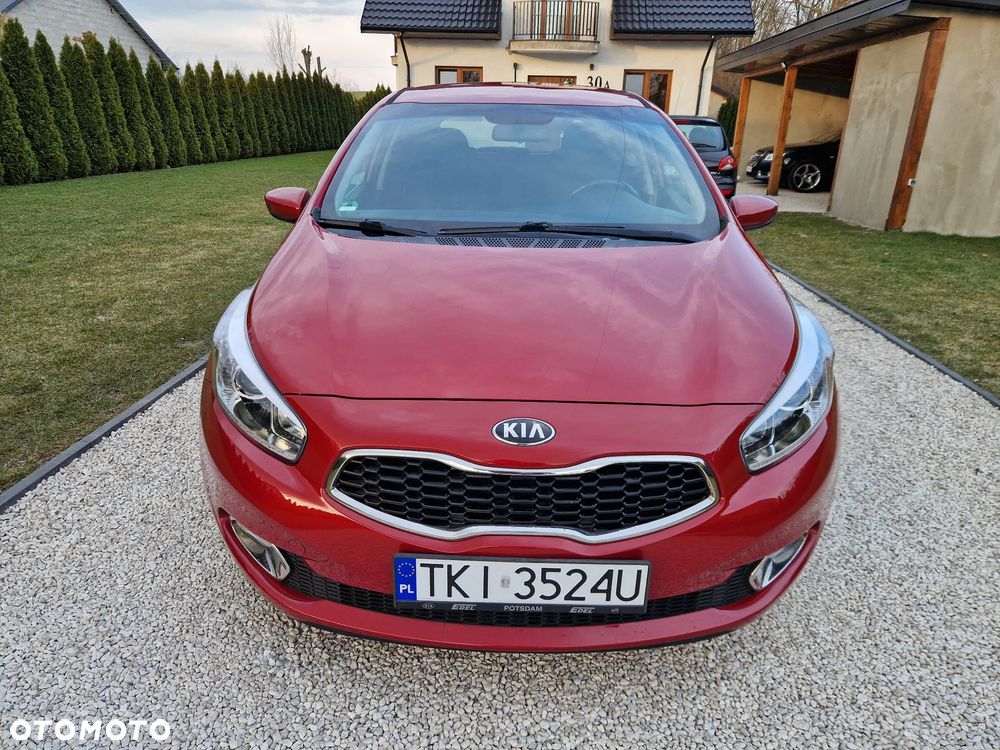 Kia Ceed 1.4 CVVT Fifa World Cup Edition - 5