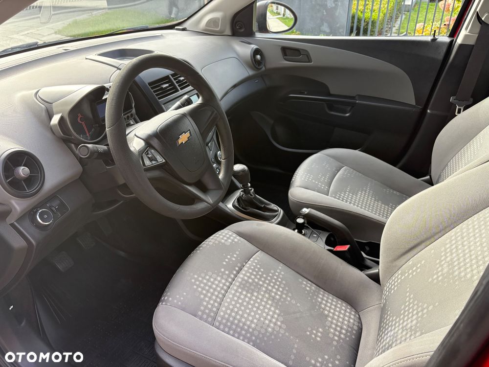 Chevrolet Aveo - 16