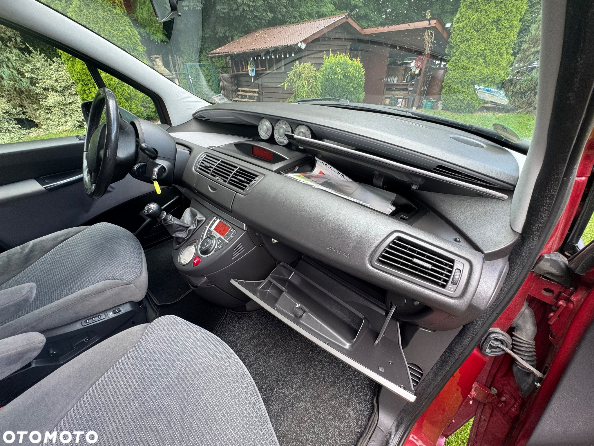 Peugeot 807 - 24